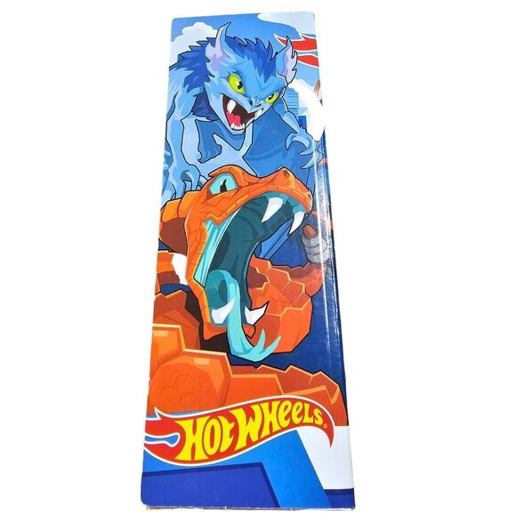 Hot Wheels City Downtown Ice Cream Swirl Includes 1 Car / Connect Expand Create - Picture 5 of 6